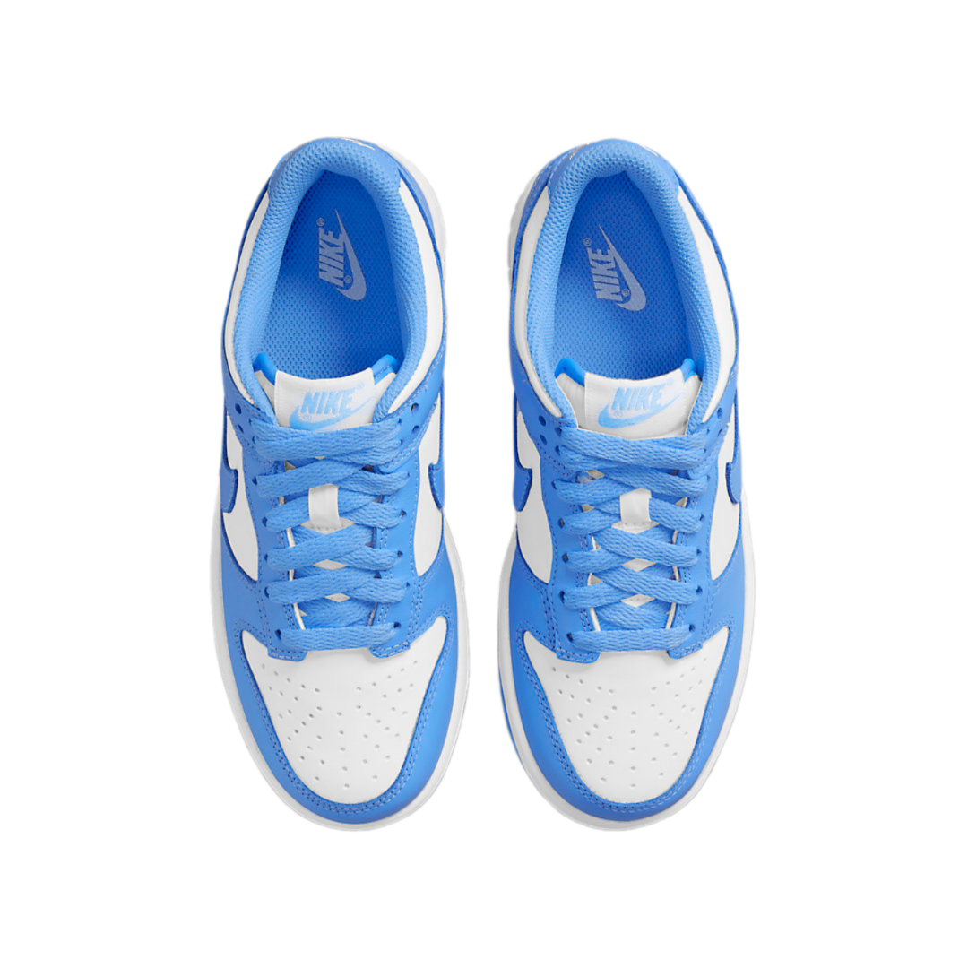 Nike Dunk Low UNC - SoleKicks - deasupra