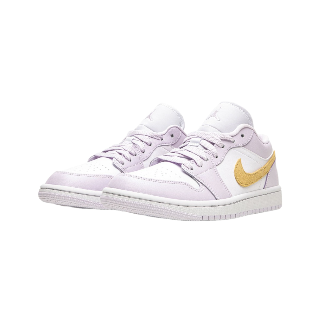 SoleKicks - Air Jordan 1 Low Barely Grape - lateral pereche